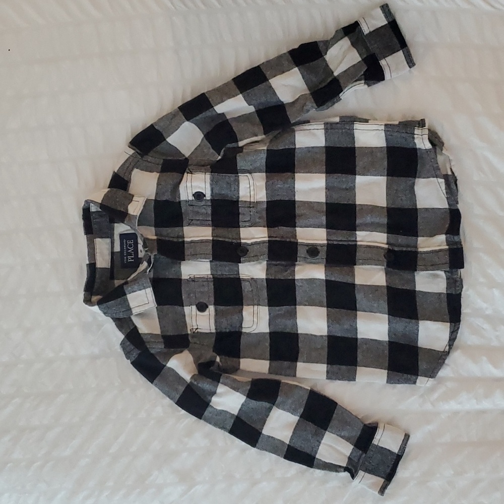 BNWOT The Children's Place Kids Gigham Button Up Shirt